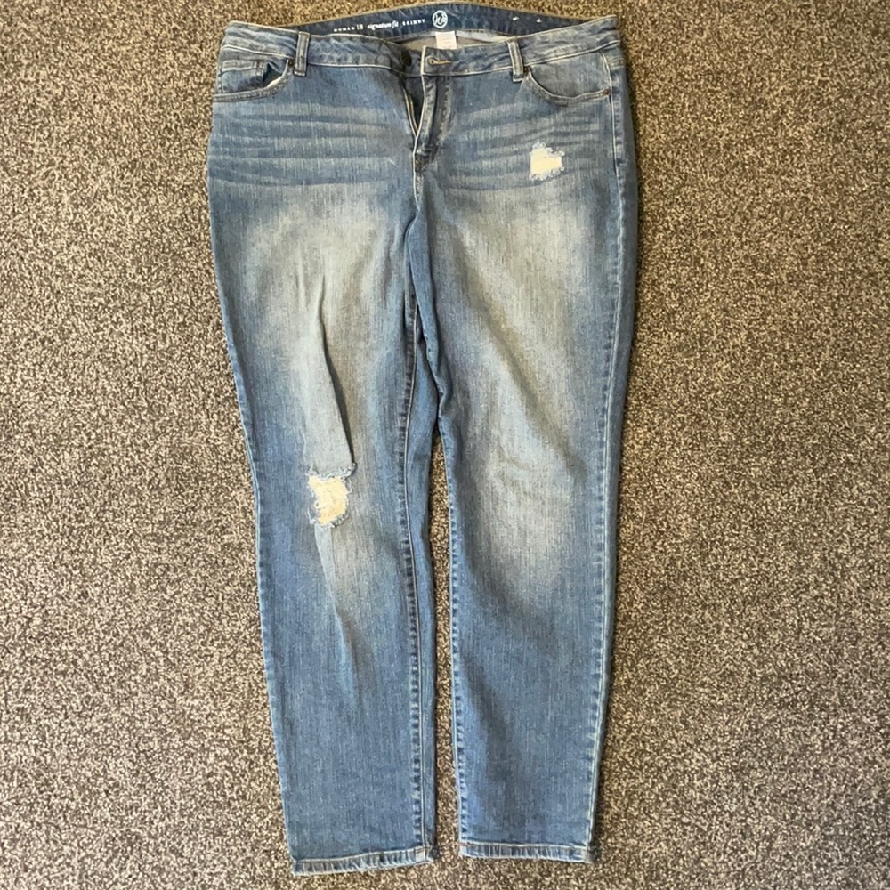 Dressbarn sz 18 jeans